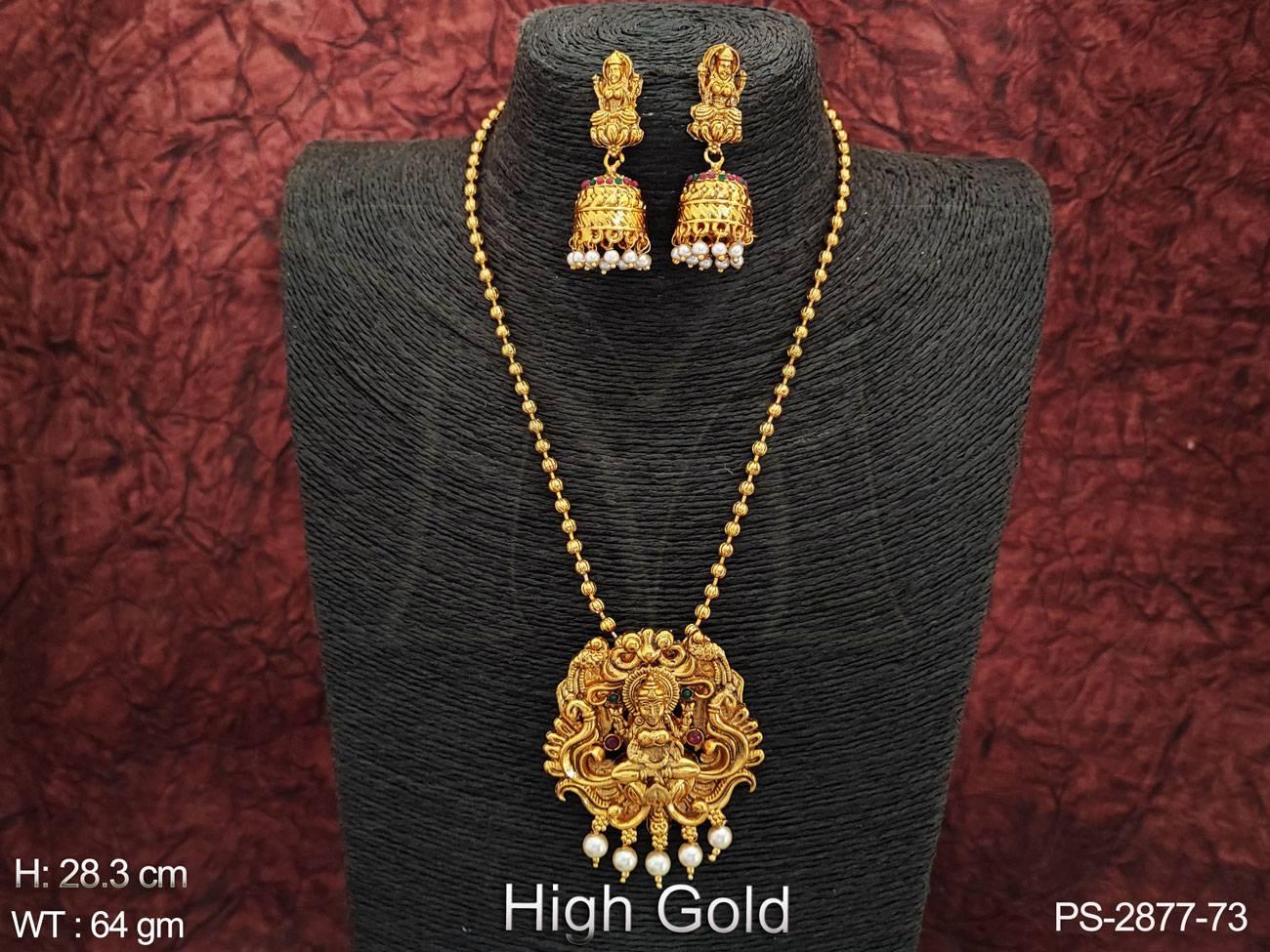Fancy Desing High Gold Polish Clustered Pearl God Laxmi Pendnat Temple Jewellery Temple Long Pendant Set