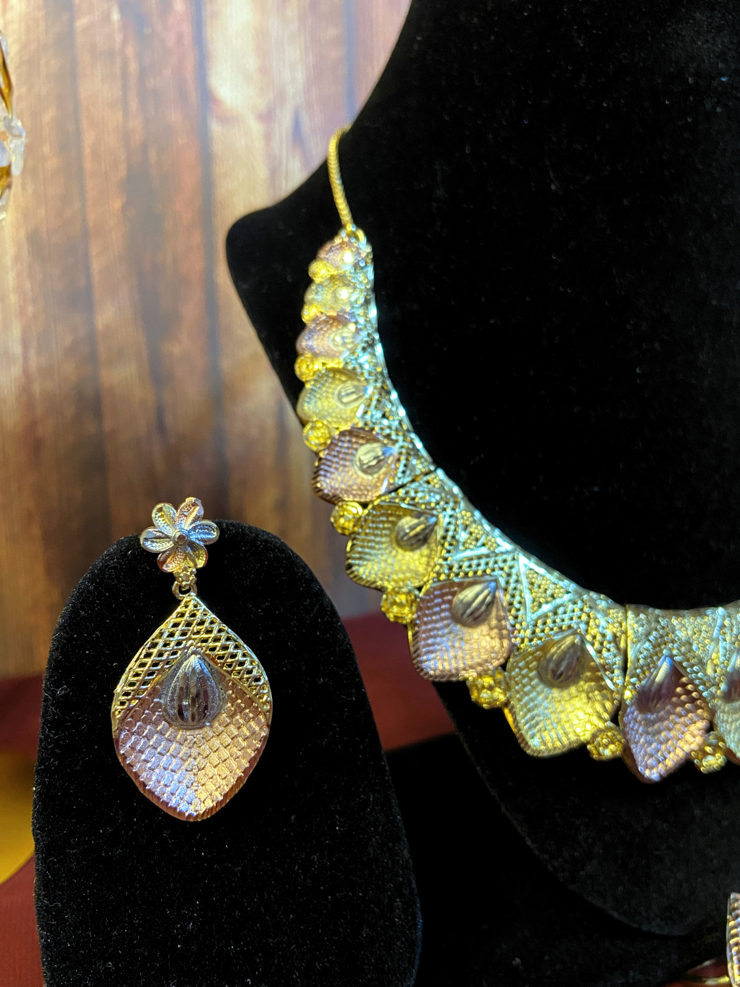 Antique Choker Set with Earrings and Ring | Rose Gold & Silver Plating
