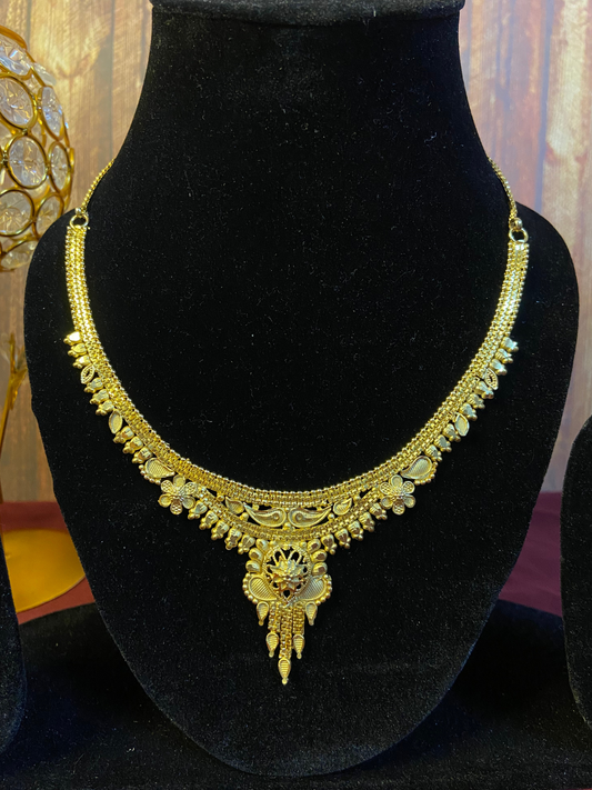 Arab Gold Choker Set | Lightweight Design with Elegant Detailing | Dubai Style Jewellery
