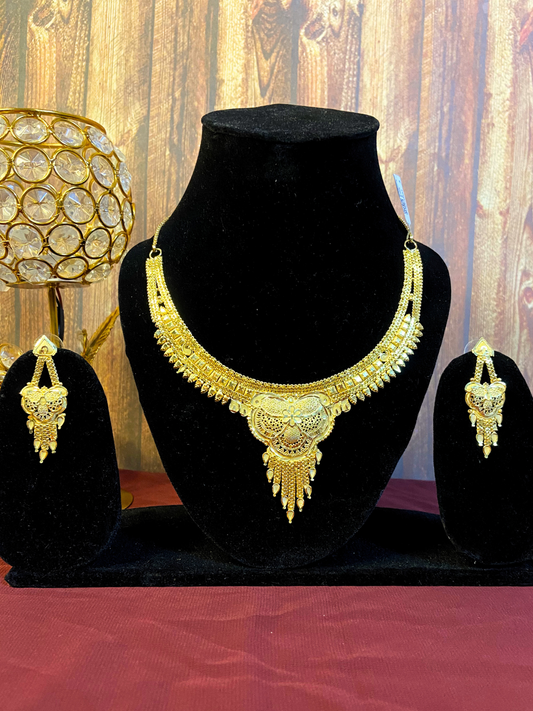Intricate Arab Gold Choker Set | Medium Heavy Design | Dubai Style Jewellery