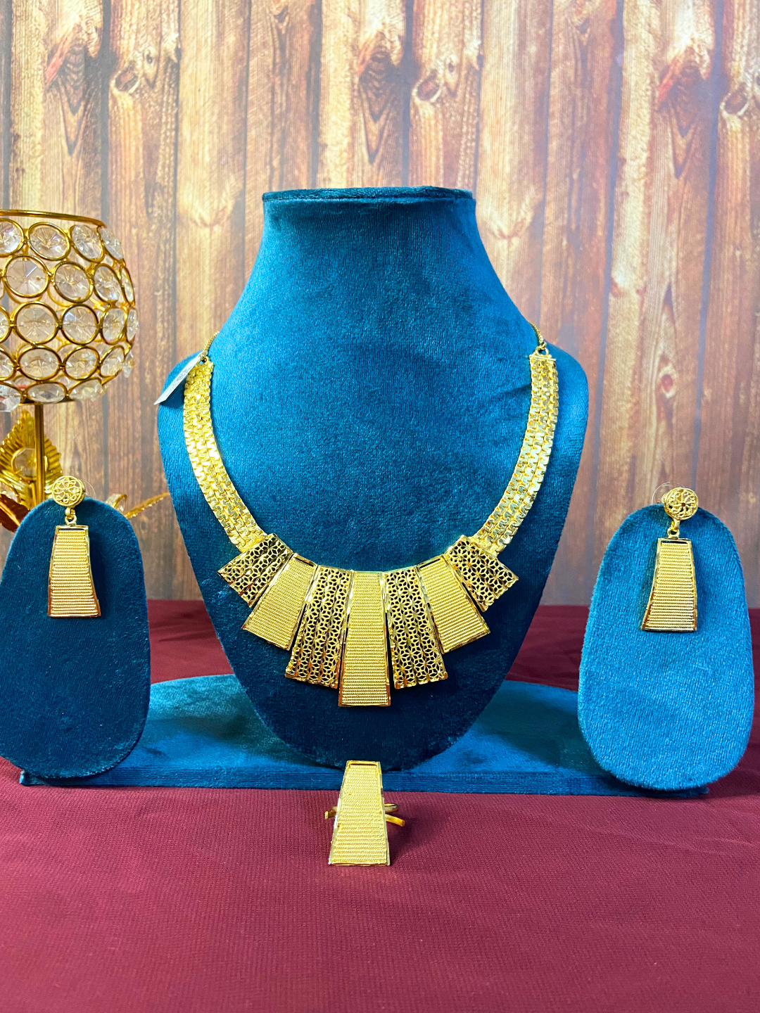 Antique Arab Gold Choker Set | Lightweight Aran Style Design | Elegant & Stylish Dubai Jewellery