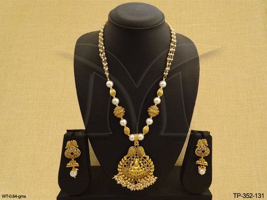 Gogri Style Designer Temple Pendant Set