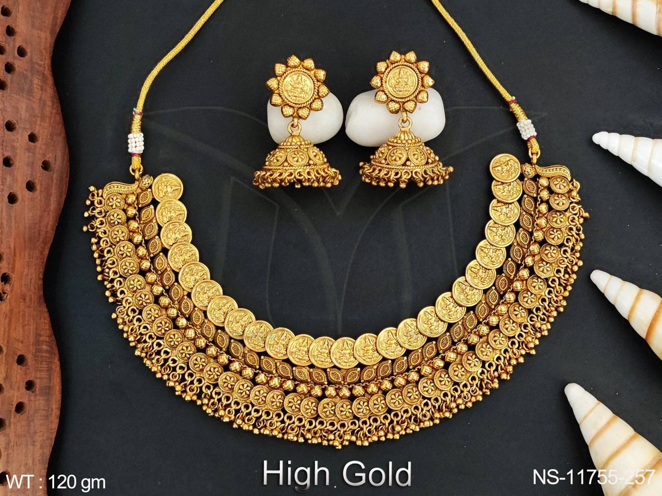 Antique Jewelry High Gold Polish God Laxmi Maa Figure South Fashion Antique Temple Coins Necklace Set