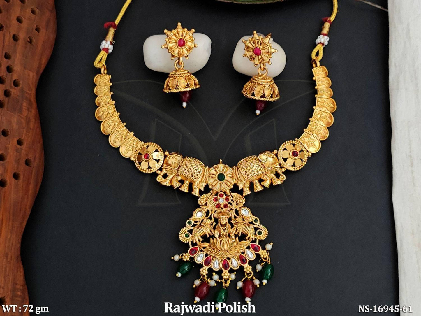 Beautiful Rajwadi Polish Fancy Style Short Necklace Set